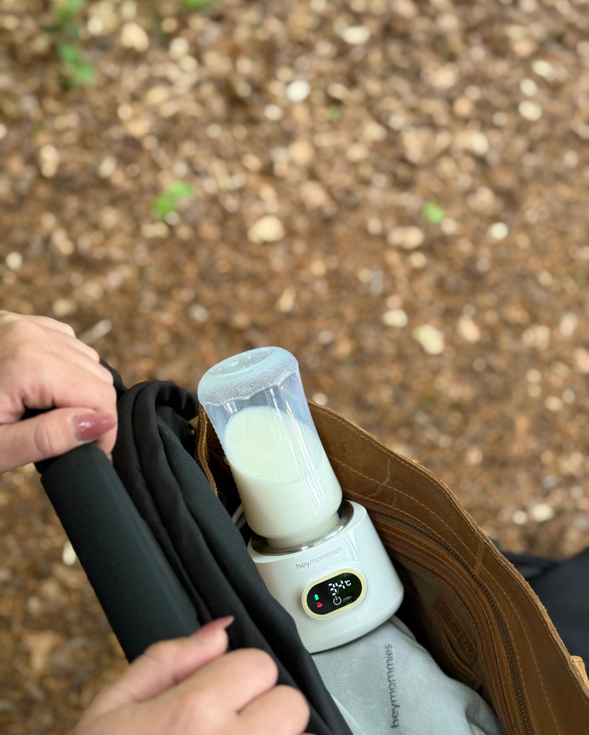 Wearable Bottle Warmer - Heymommies Warm Plus